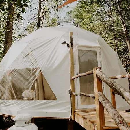 Villa Whispering Waters Dome Getaway